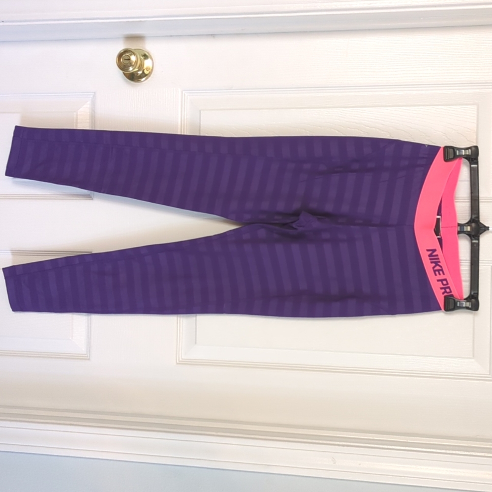 Nike Pro leggings, S, purple